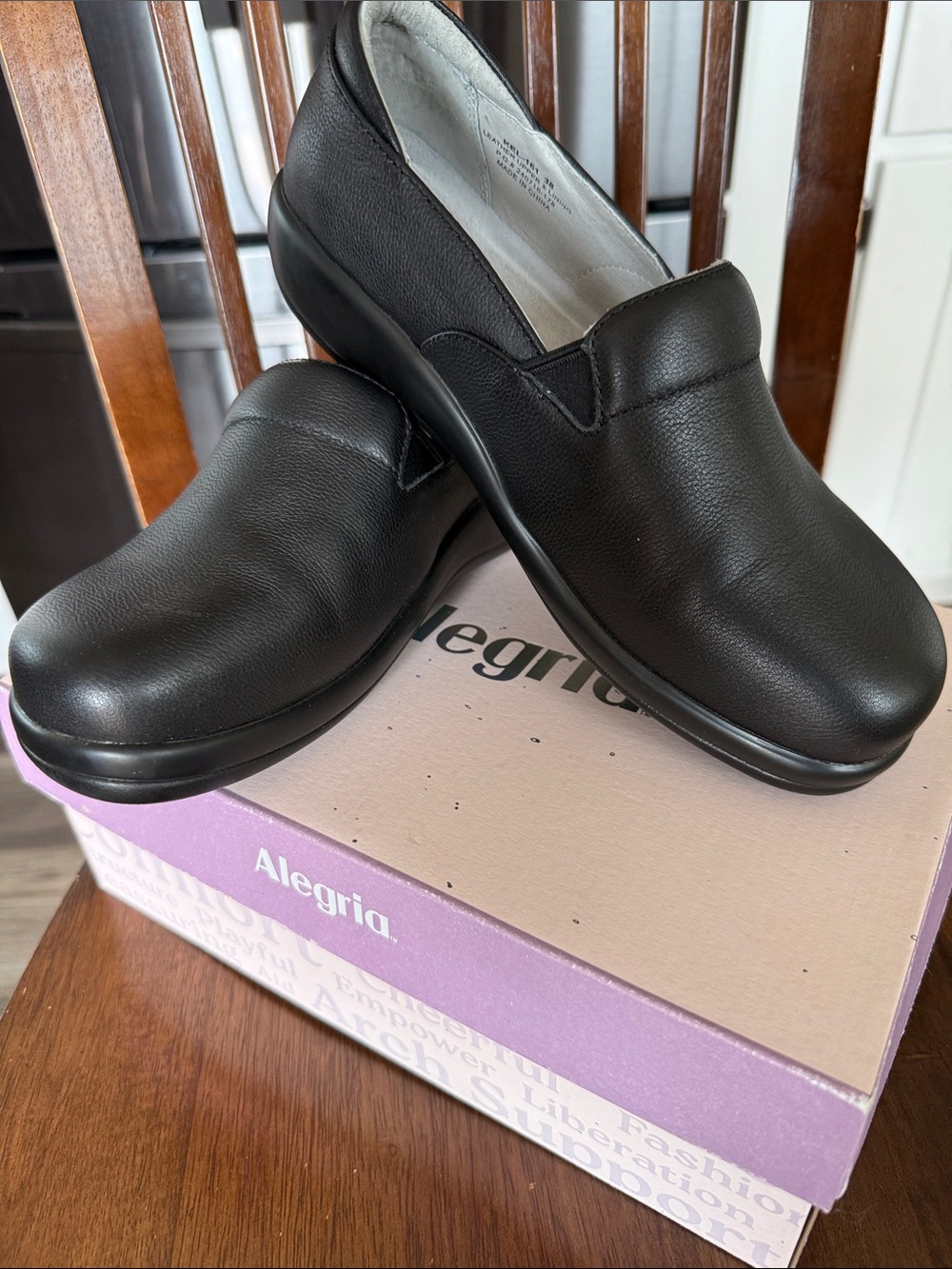 Alegria Black Slip-On Professional Comfort Loafers